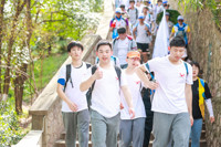 【少年志】用脚步丈量春天！南京一中开启36公里“环城墙”慈善行走
