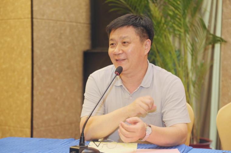 蒋桂林副校长做总结发言